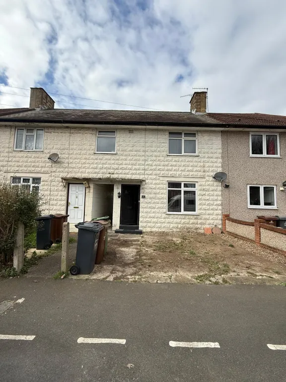 3 bed terraced house - Image 5