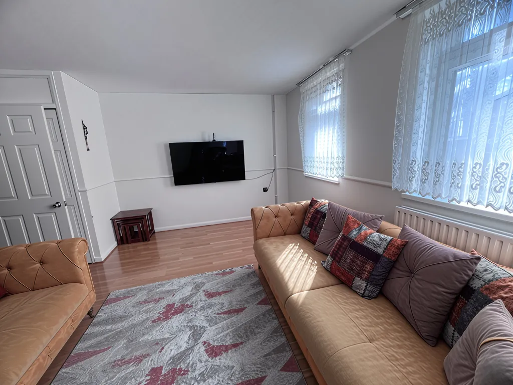 2 bed flat for sale
